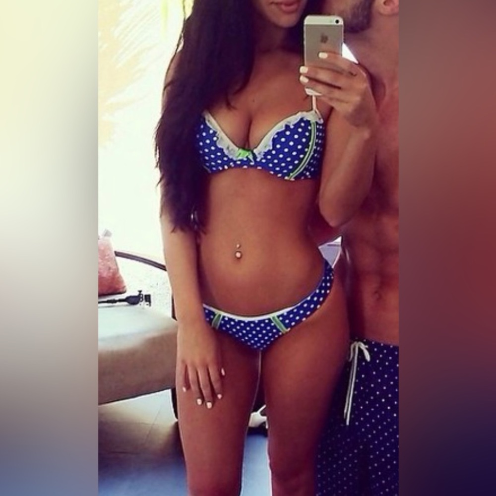 Beach Bunny Haute Dot Bikini set
